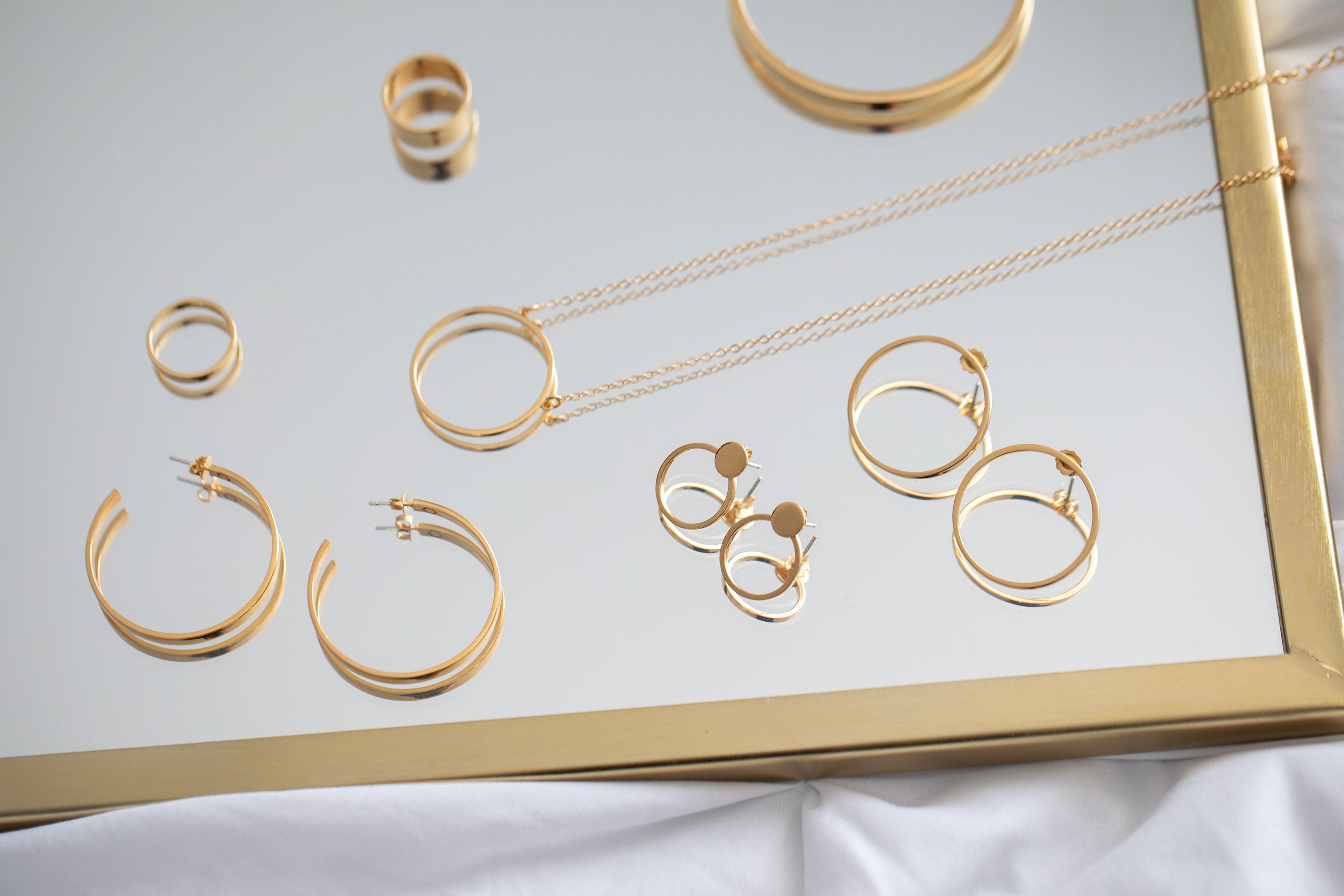 Hoops