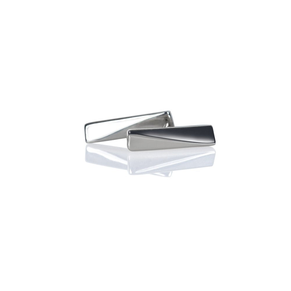 Flex Stud earrings are designed to add a stylish and modern touch to any wardrobe. These earrings are perfect for daily wear. Move them around on the ear to create your own unique style. Enhance your look with these stylish, fashionable accessories. Pair with the Flex Necklace to complete the look.